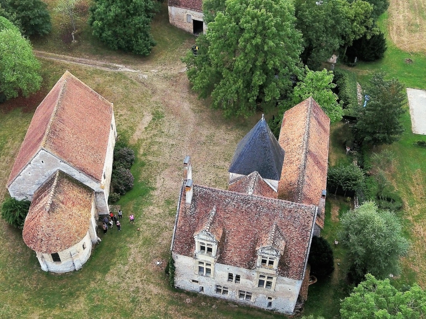 Maison à vendre - 9 pièces - 360m2 - Sancerre (18300)