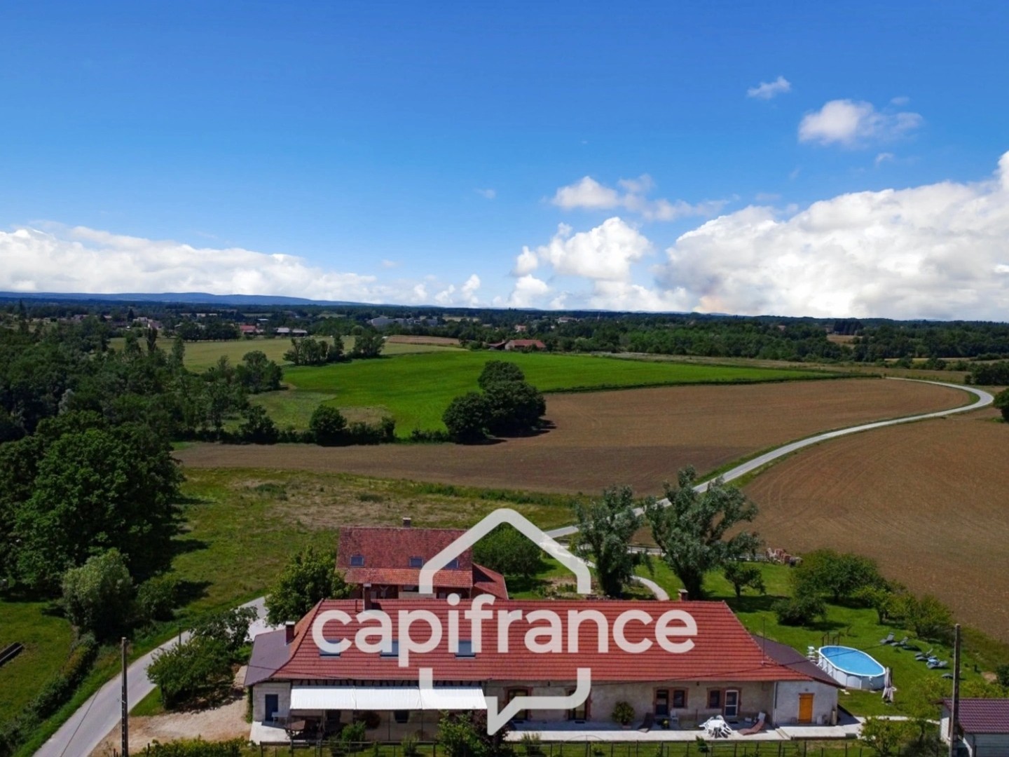 Maison à vendre - 12 pièces - 470m2 - Louhans (71500)
