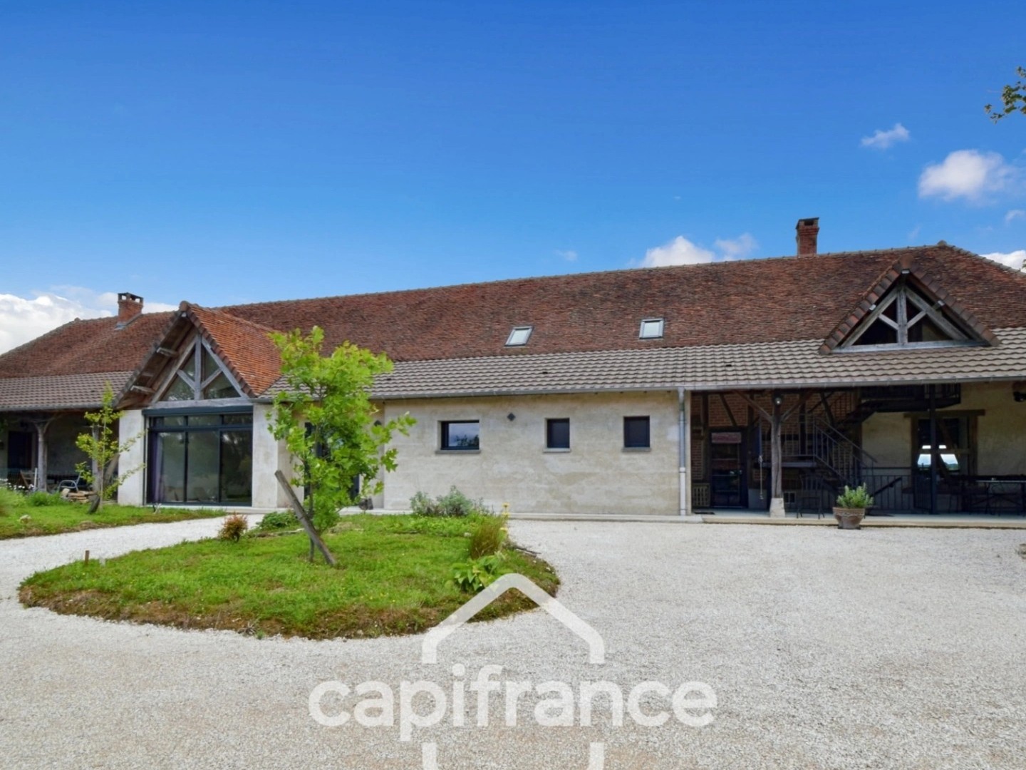 Maison à vendre - 12 pièces - 470m2 - Louhans (71500)