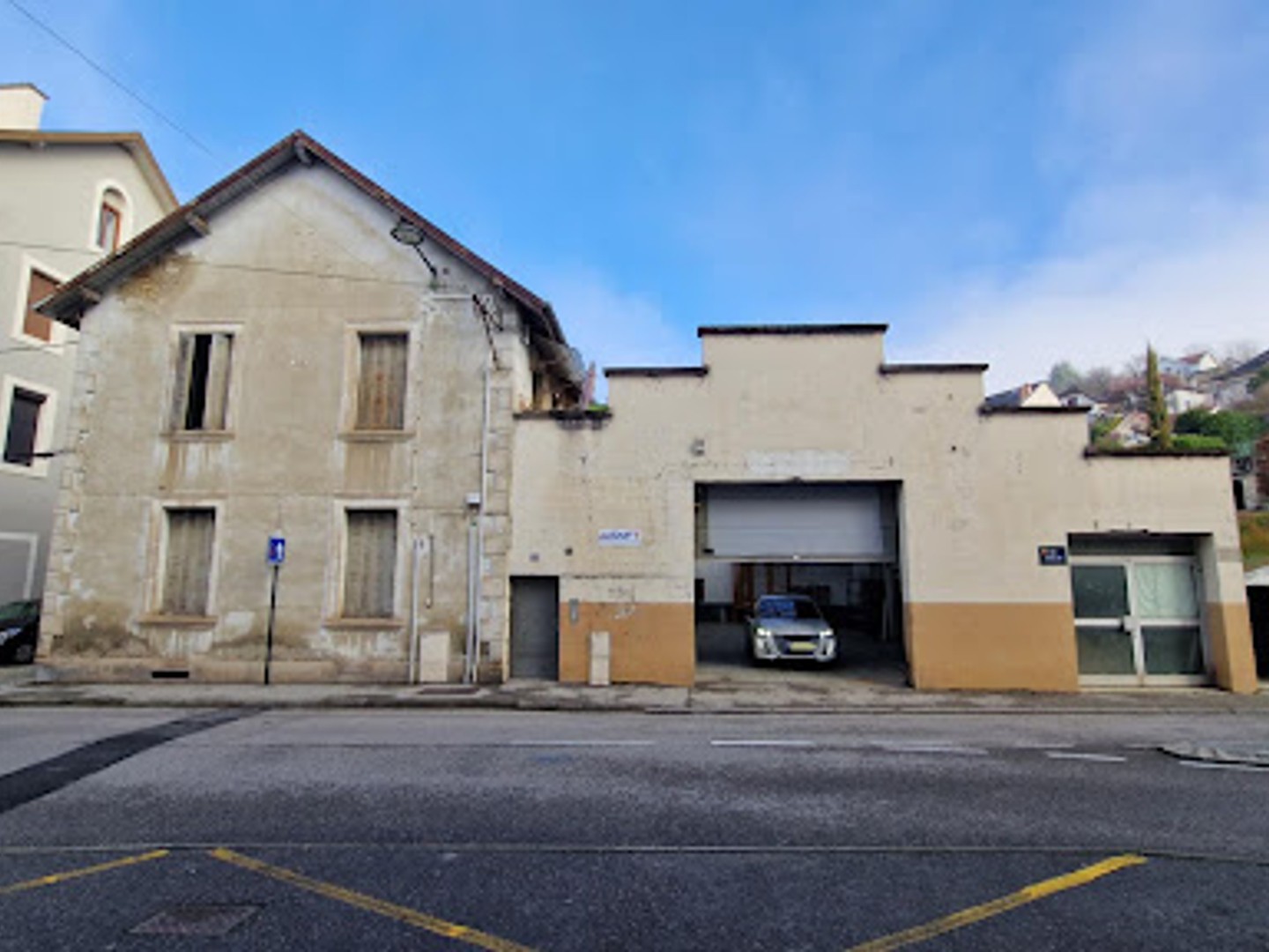 Maison à vendre - 550m2 - Aix-Les-Bains (73100)