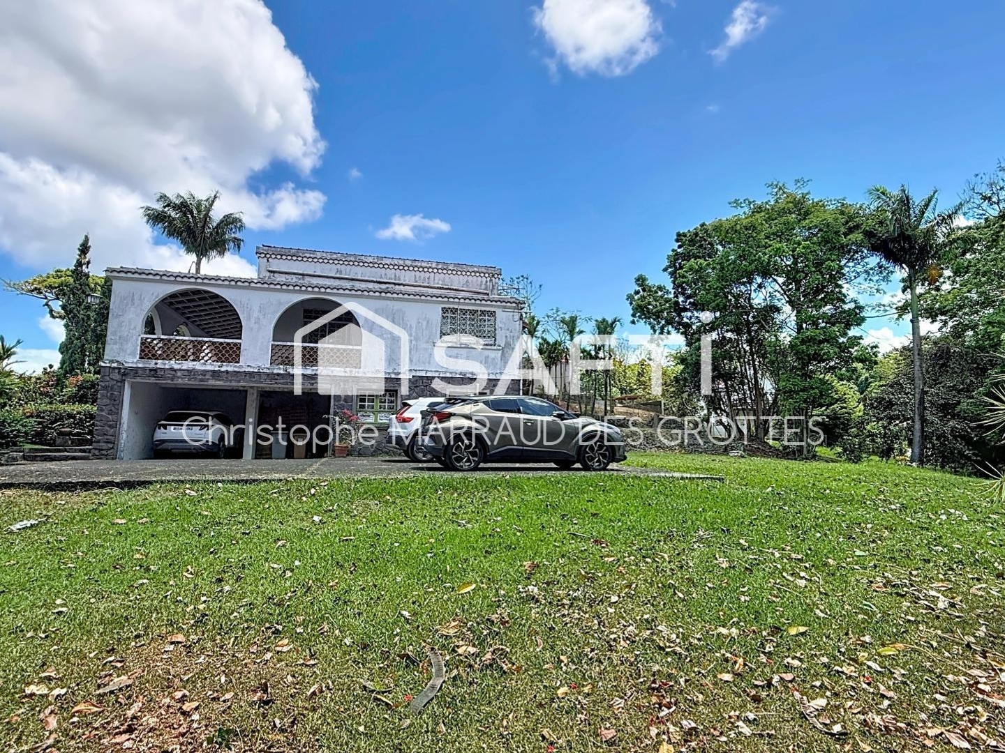 Maison à vendre - 5 pièces - 253m2 - Fort-De-France (97200)