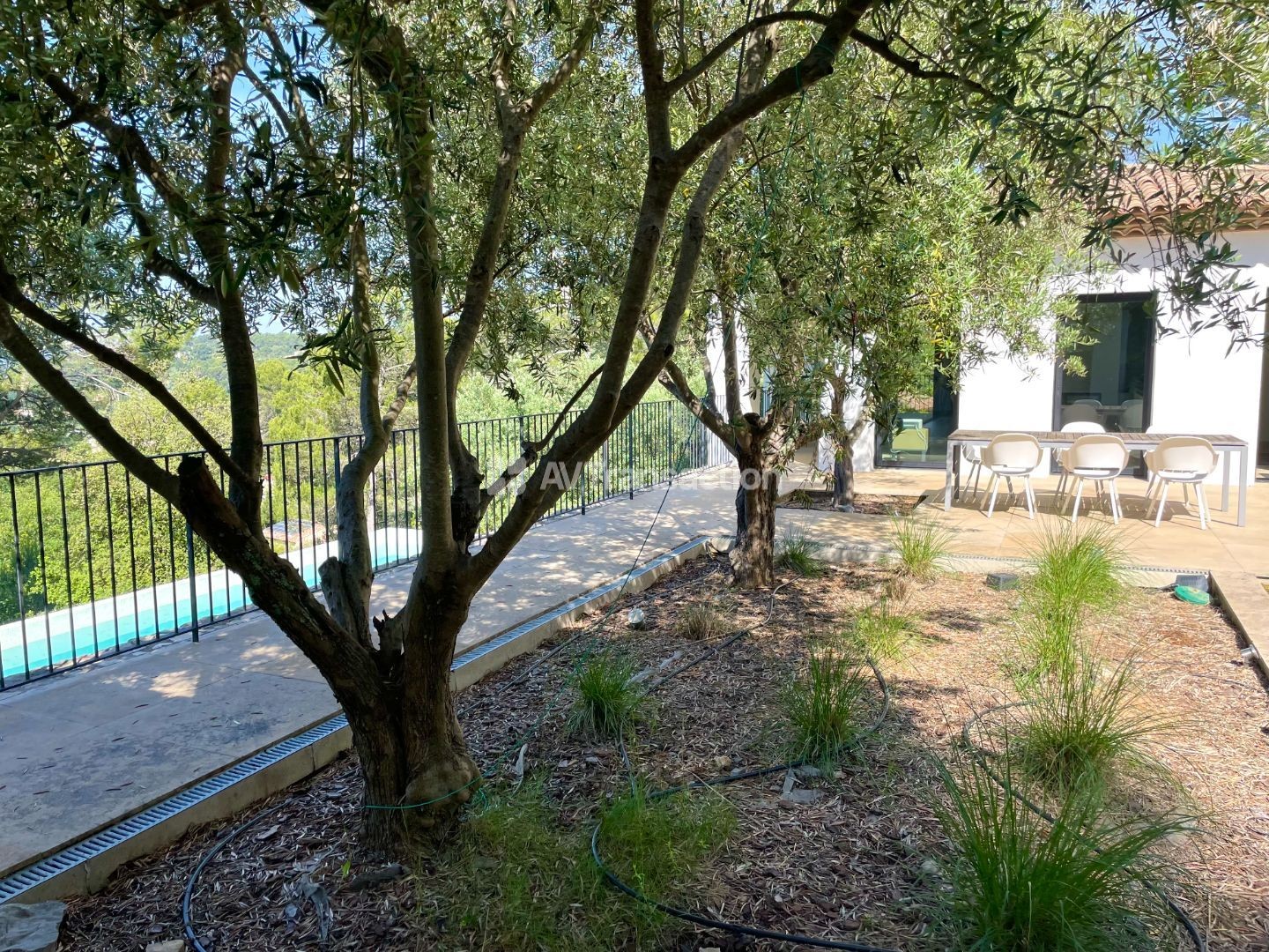 Maison à vendre - 6 pièces - 193m2 - Lorgues (83510)