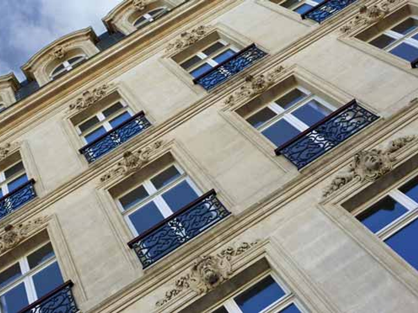IMMEUBLE HOSPITALIER