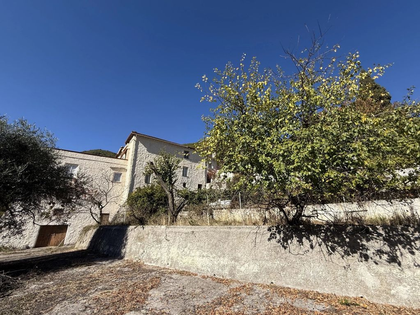 Maison à vendre - 6 pièces - 1000m2 - Sospel (06380)