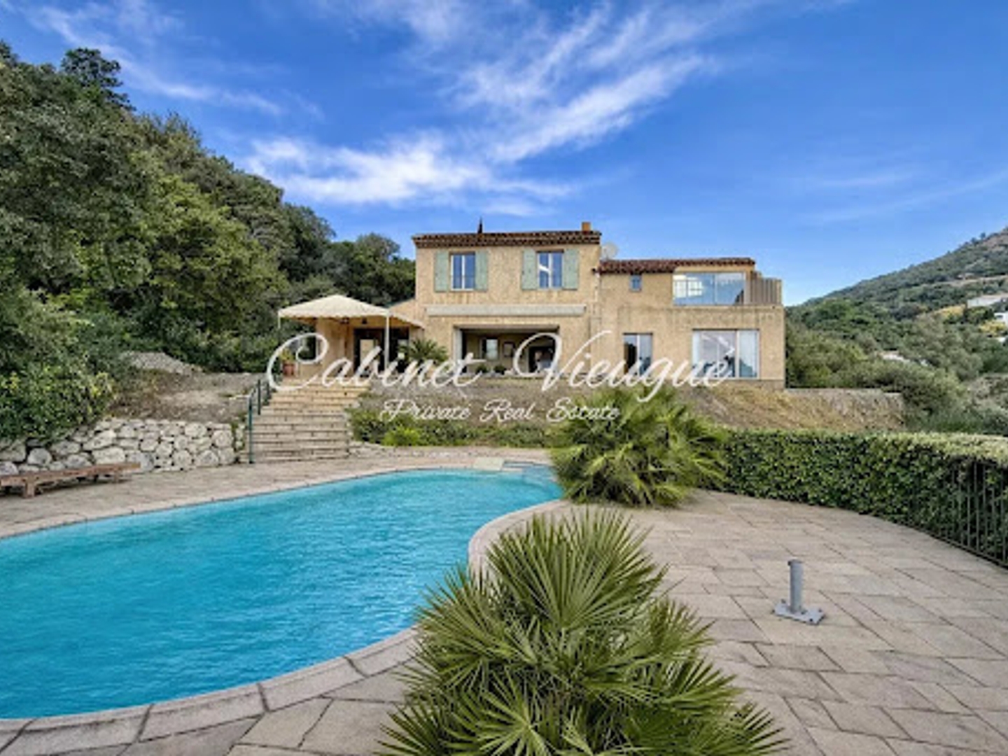 Villa 6 pièces 190 m²
