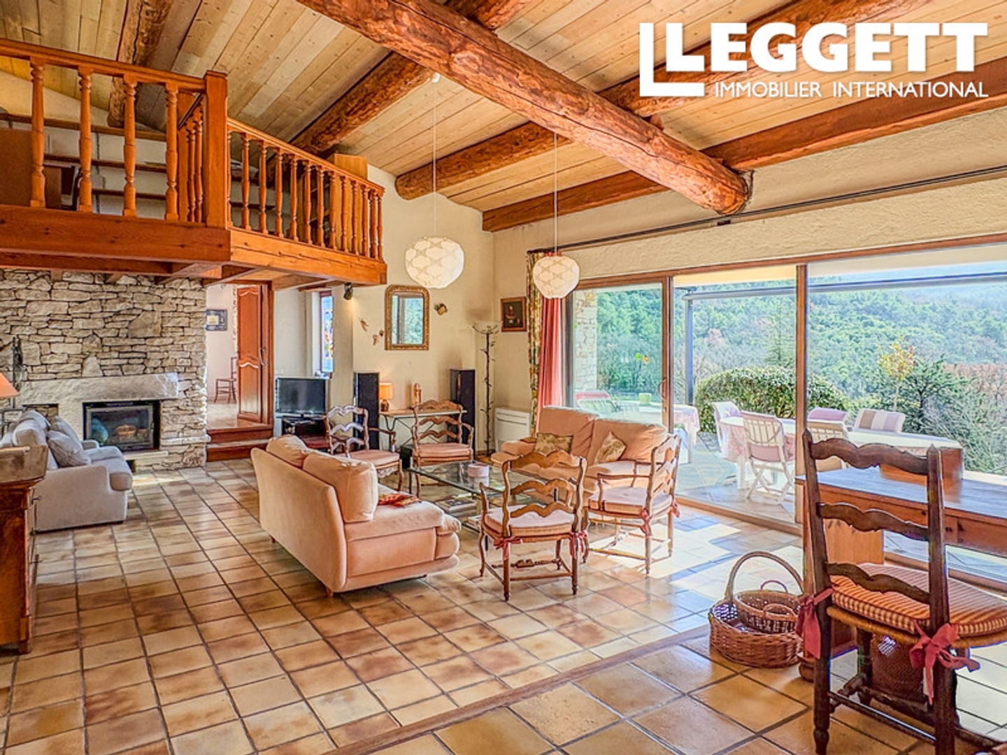 Maison à vendre - 10 pièces - 334m2 - Vauvenargues (13126)