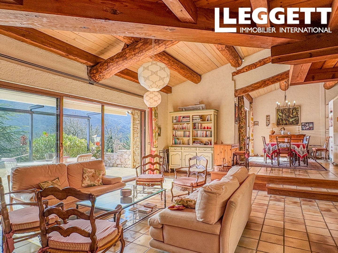 Maison à vendre - 10 pièces - 334m2 - Vauvenargues (13126)