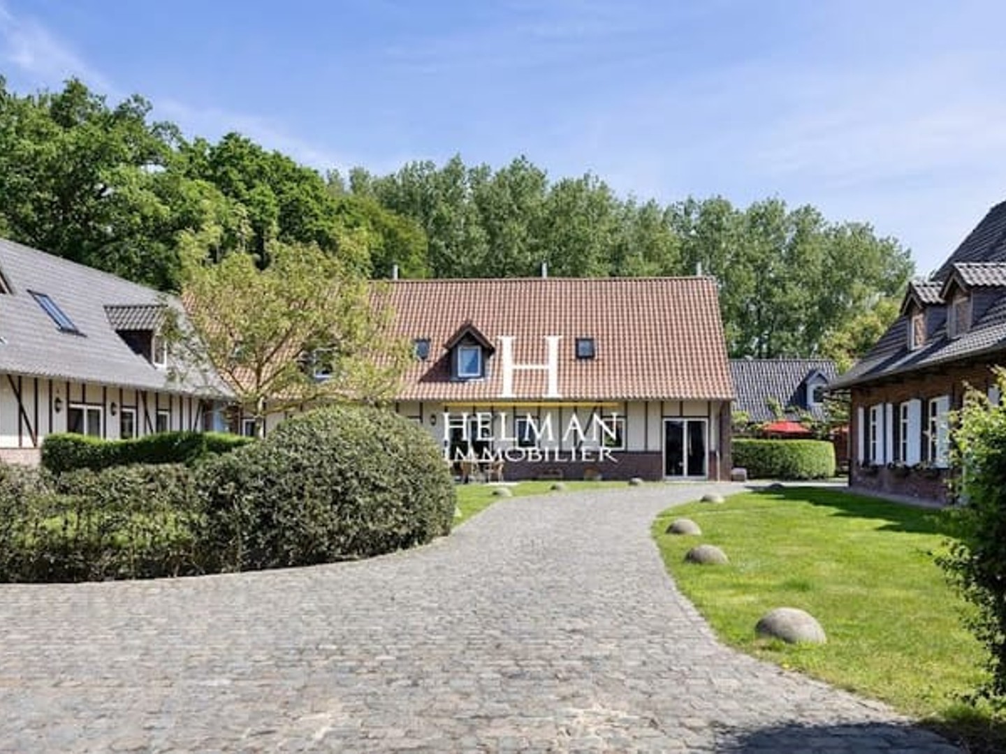 Maison à vendre - 12 pièces - 786m2 - Steenvoorde (59114)