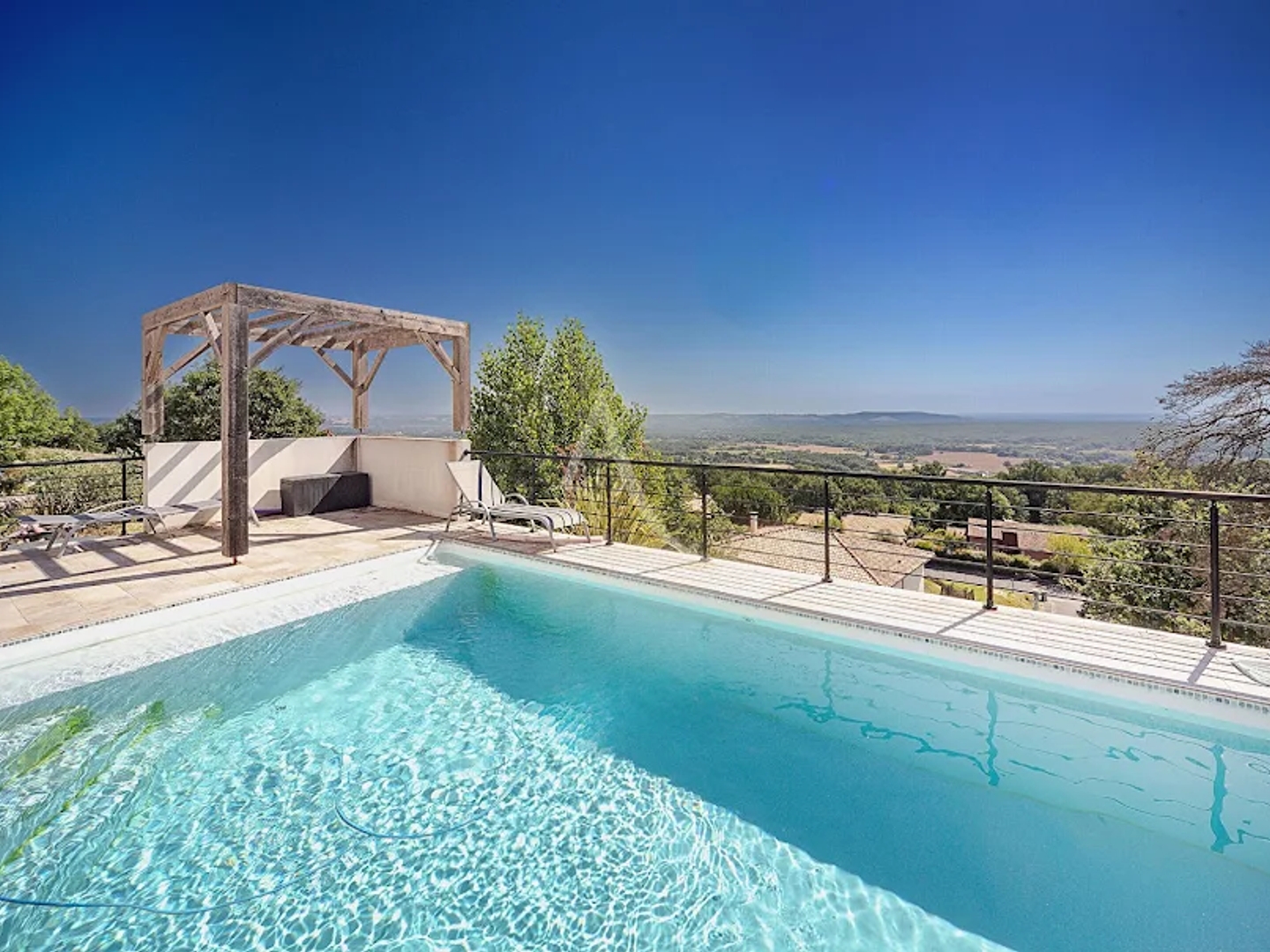Maison à vendre - 8 pièces - 232m2 - Montjoire (31380)