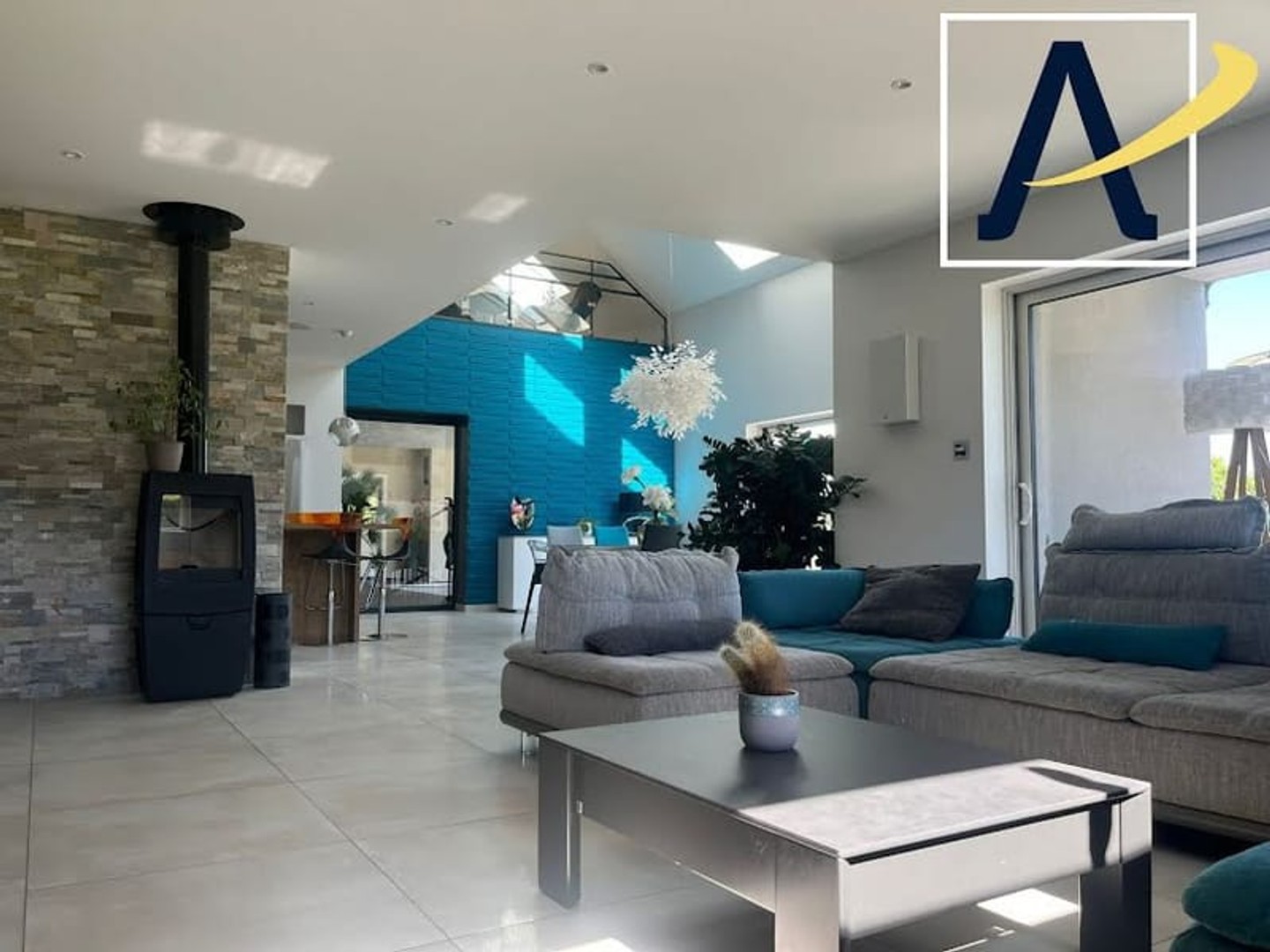 Maison à vendre - 7 pièces - 245m2 - Sainte-Marie (35600)