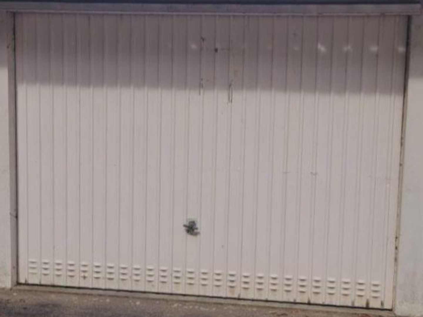 Parking / garage / box à vendre - 15m2 - Louviers (27400)