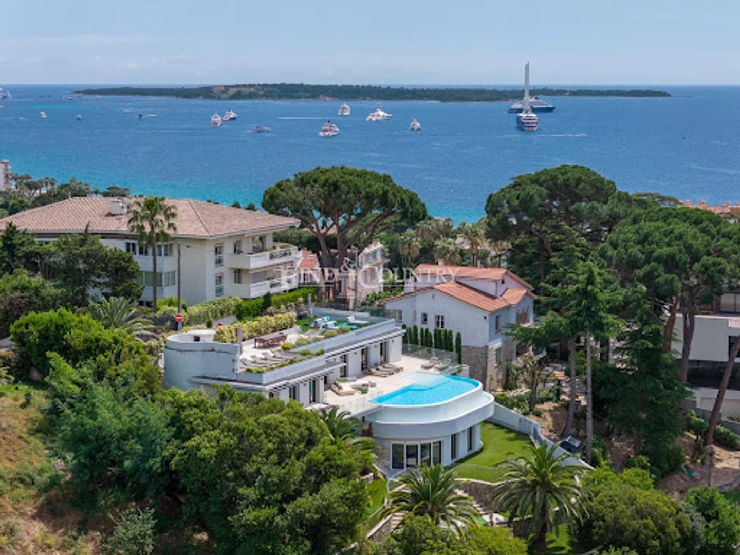 Villa 11 pièces 450 m²