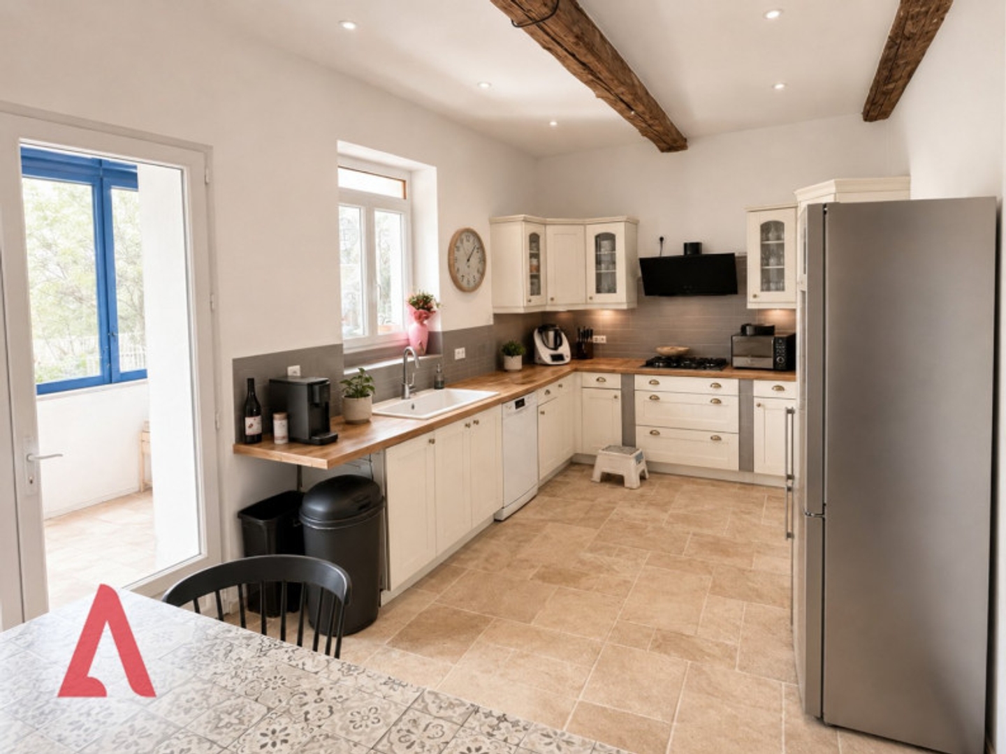 Maison à vendre - 10 pièces - 332m2 - Roujan (34320)