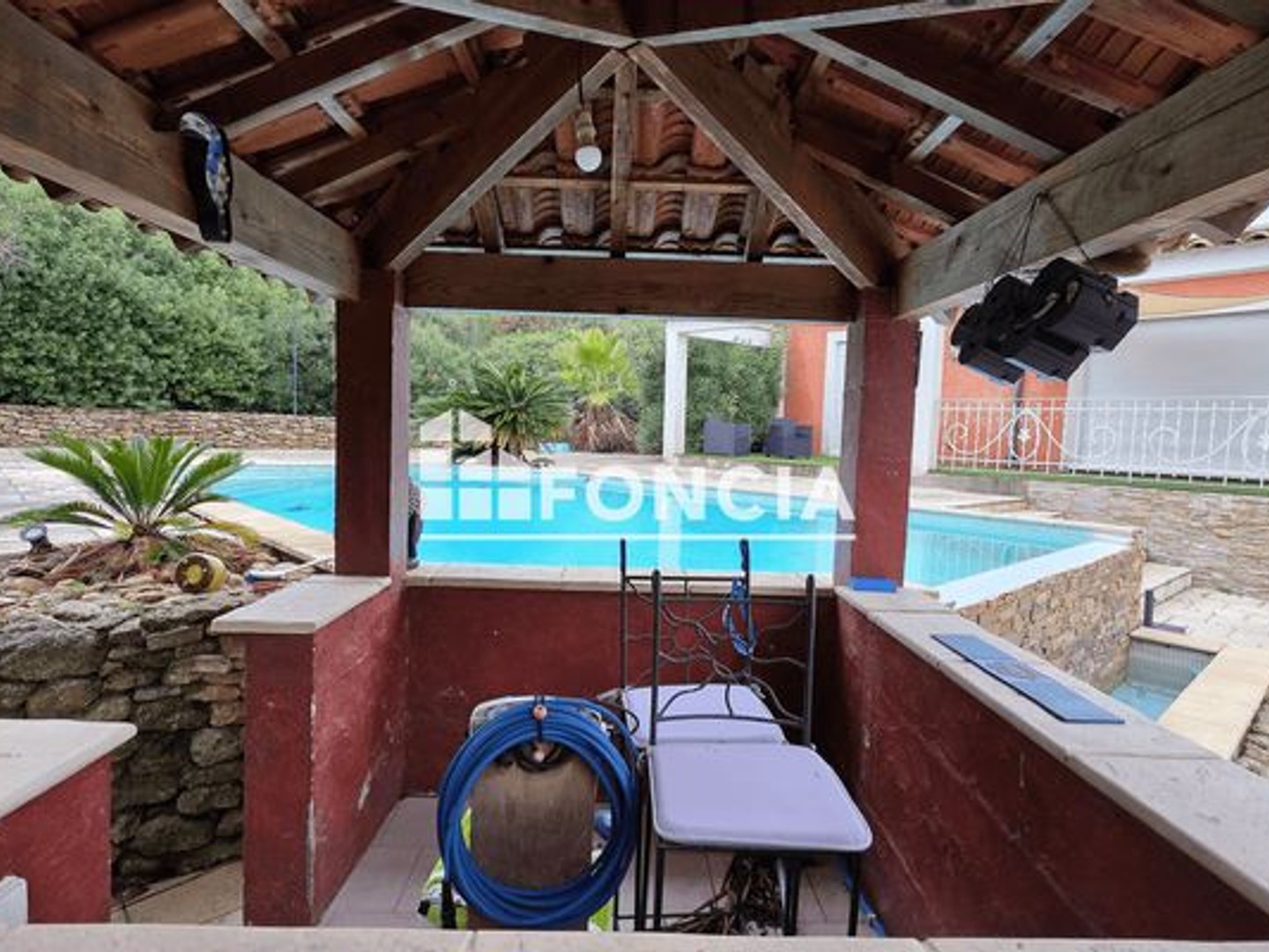 Appartement à vendre - 4 pièces - Poussan (34560)