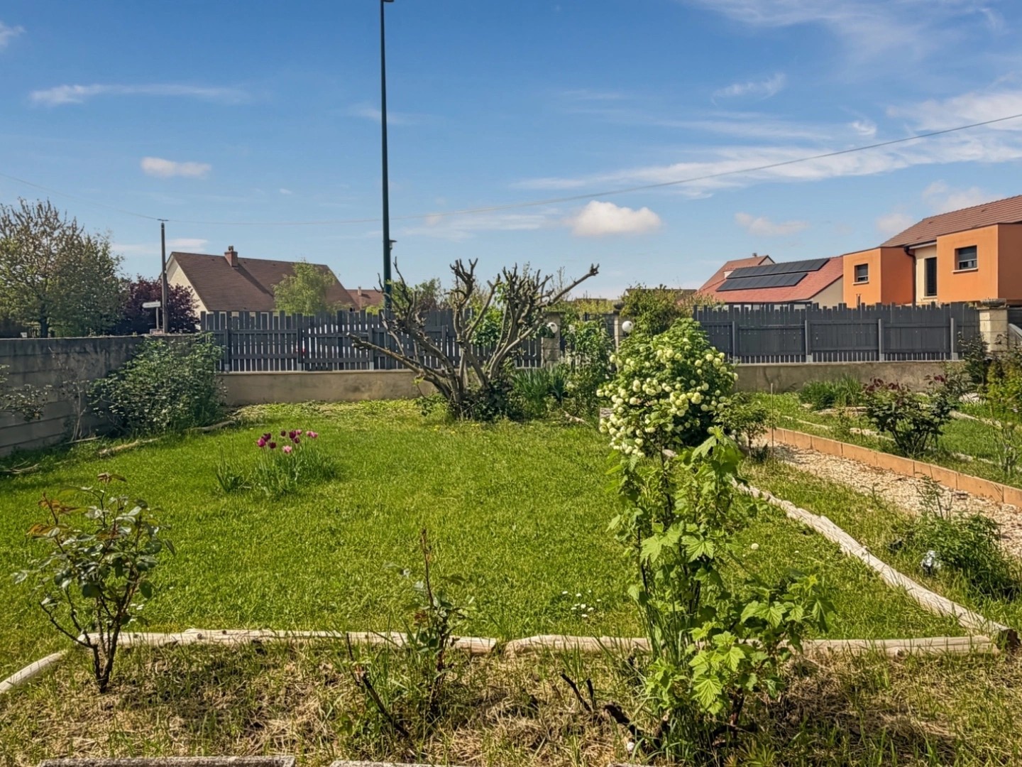 Maison à vendre - 6 pièces - 143m2 - Arc-Sur-Tille (21560)