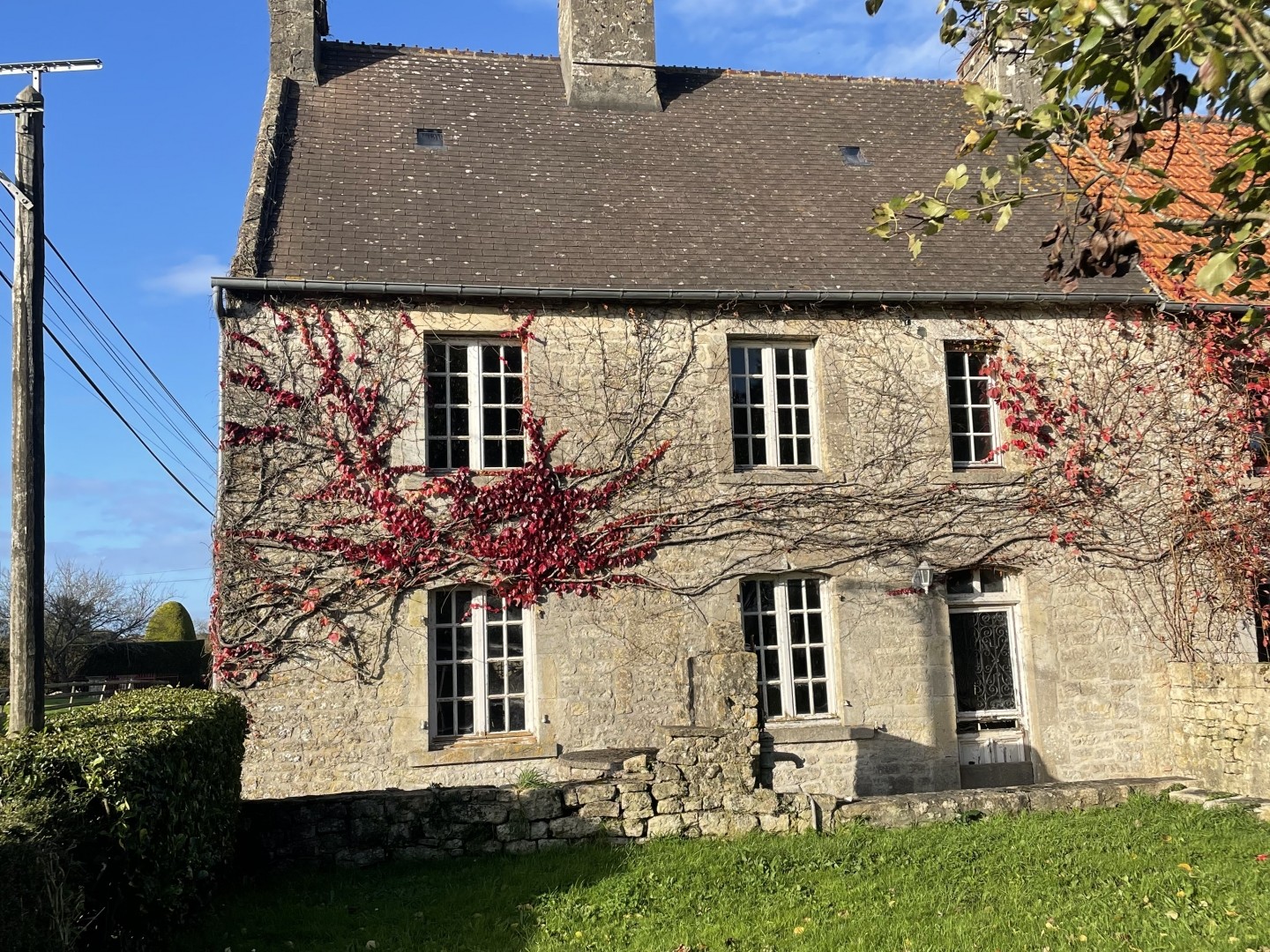 Maison à vendre - 4 pièces - 89m2 - Yvetot-Bocage (50700)