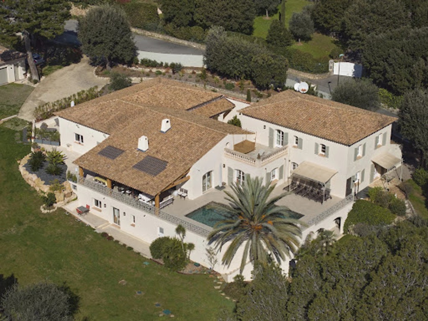 Villa 10 pièces 555 m²