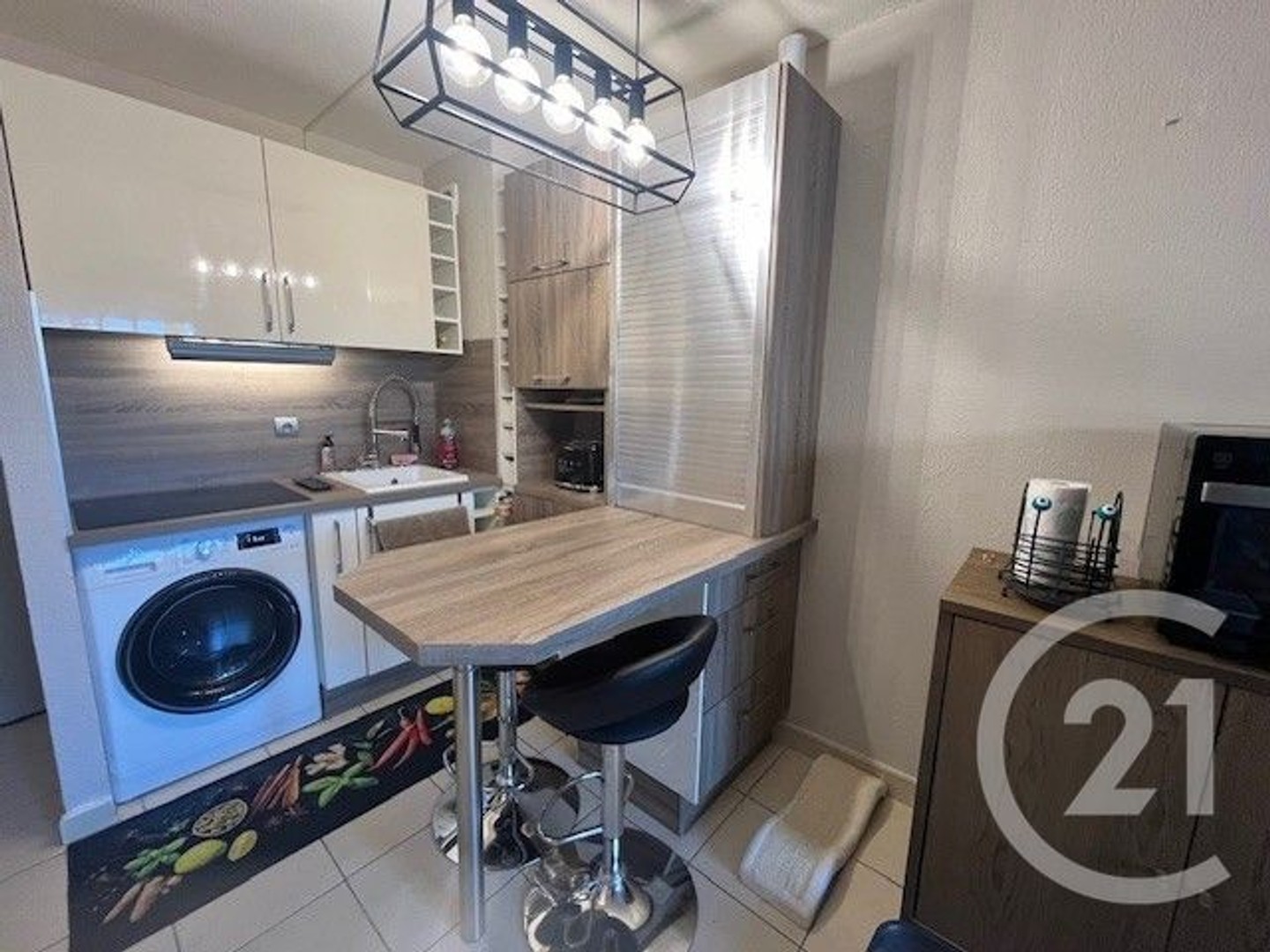 Appartement à vendre - 2 pièces - 32m2 - Carqueiranne (83320)