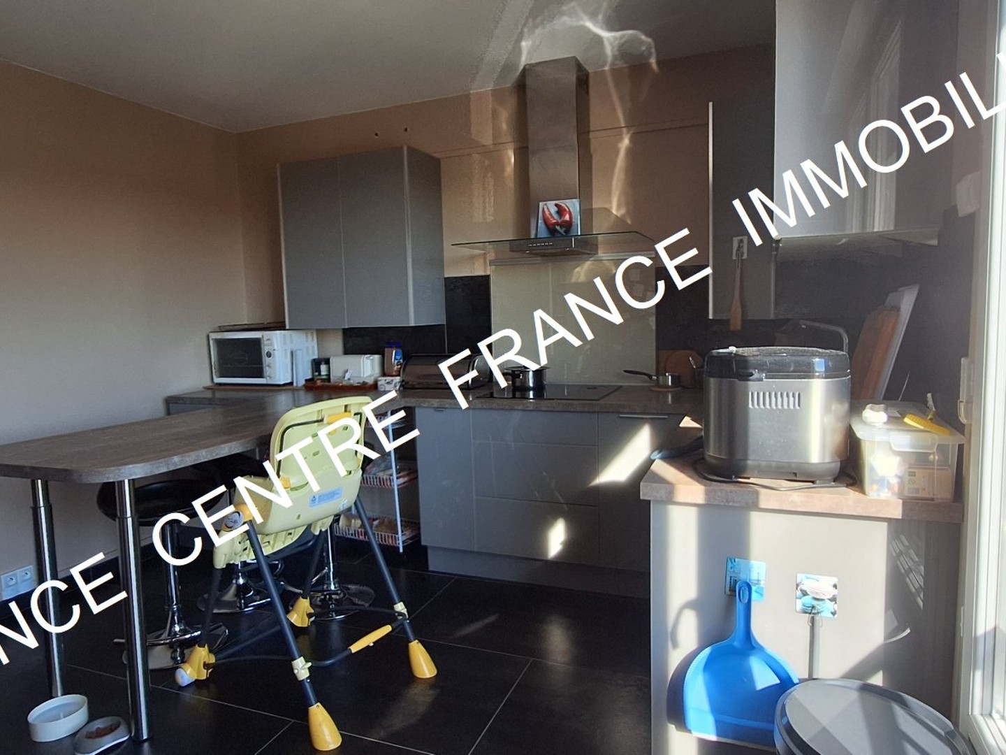 Appartement à vendre - 5 pièces - 147m2 - Bourges (18000)