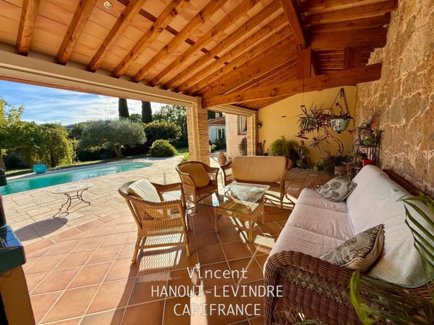 Maison à vendre - 11 pièces - 314m2 - Salernes (83690)