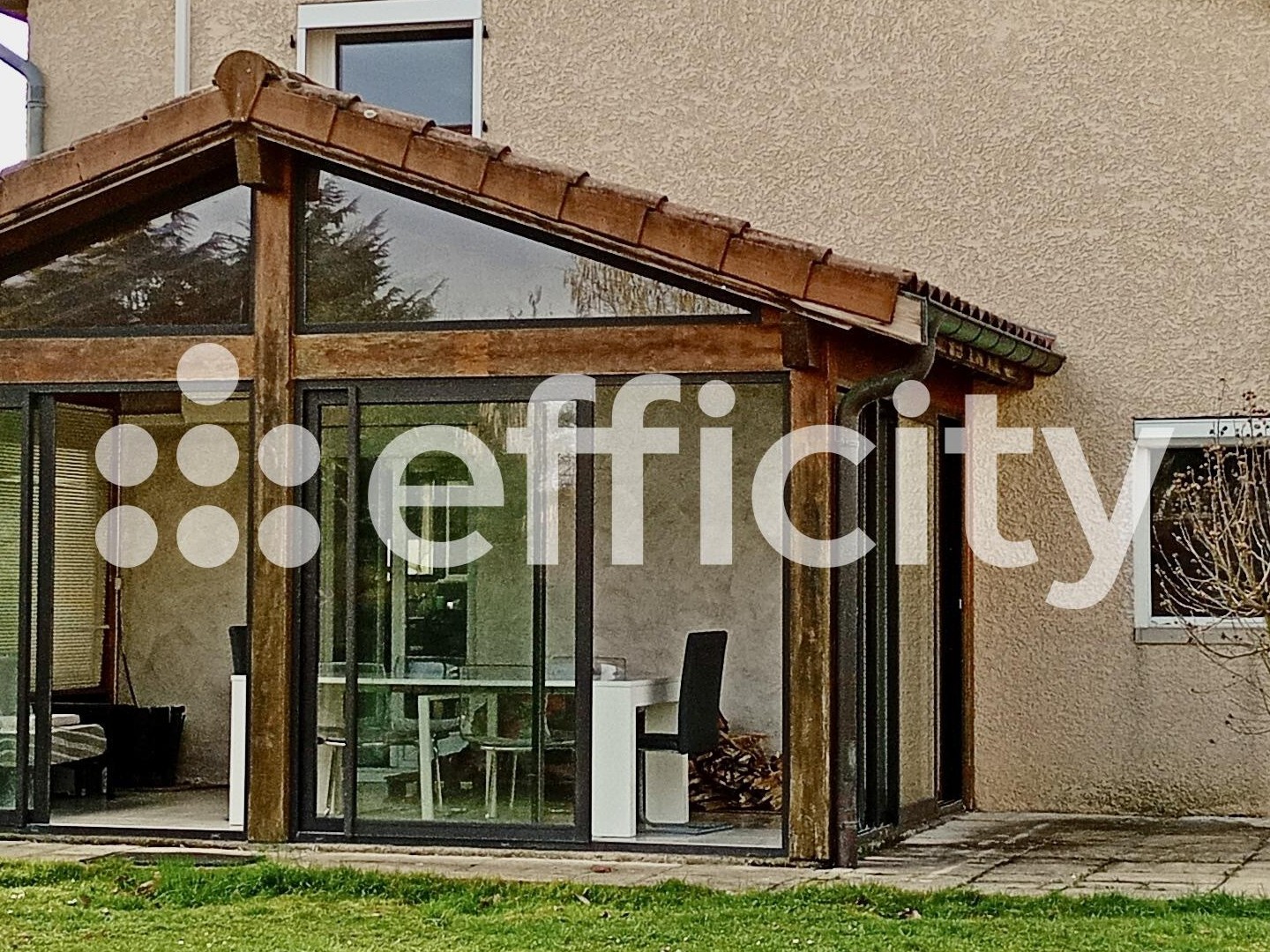Maison à vendre - 6 pièces - 185m2 - Saint-Priest (69800)