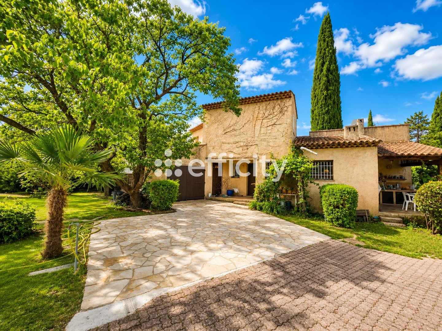 Maison à vendre - 6 pièces - 132m2 - Mougins (06250)