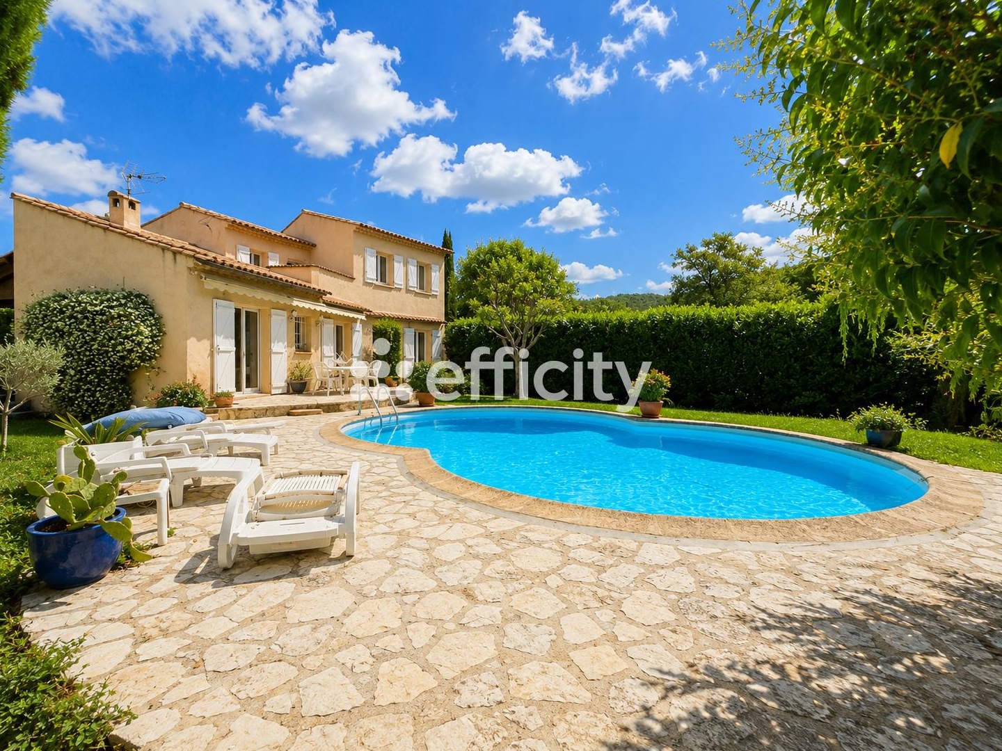 Maison à vendre - 6 pièces - 132m2 - Mougins (06250)