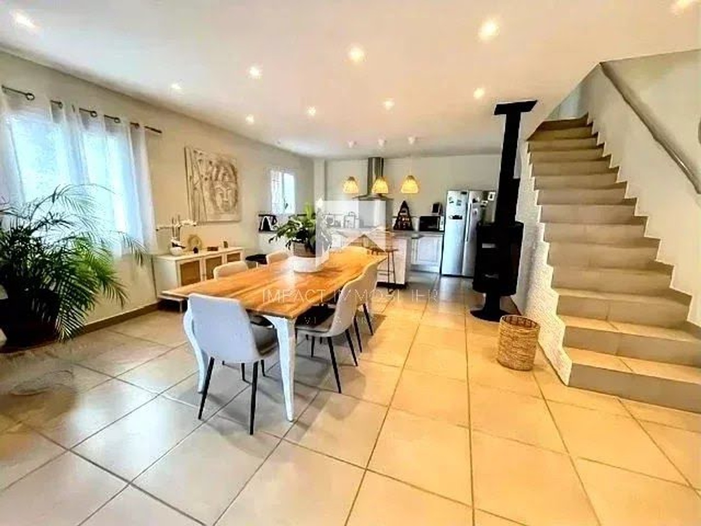 Maison à vendre - 3 pièces - 81m2 - Cuers (83390)