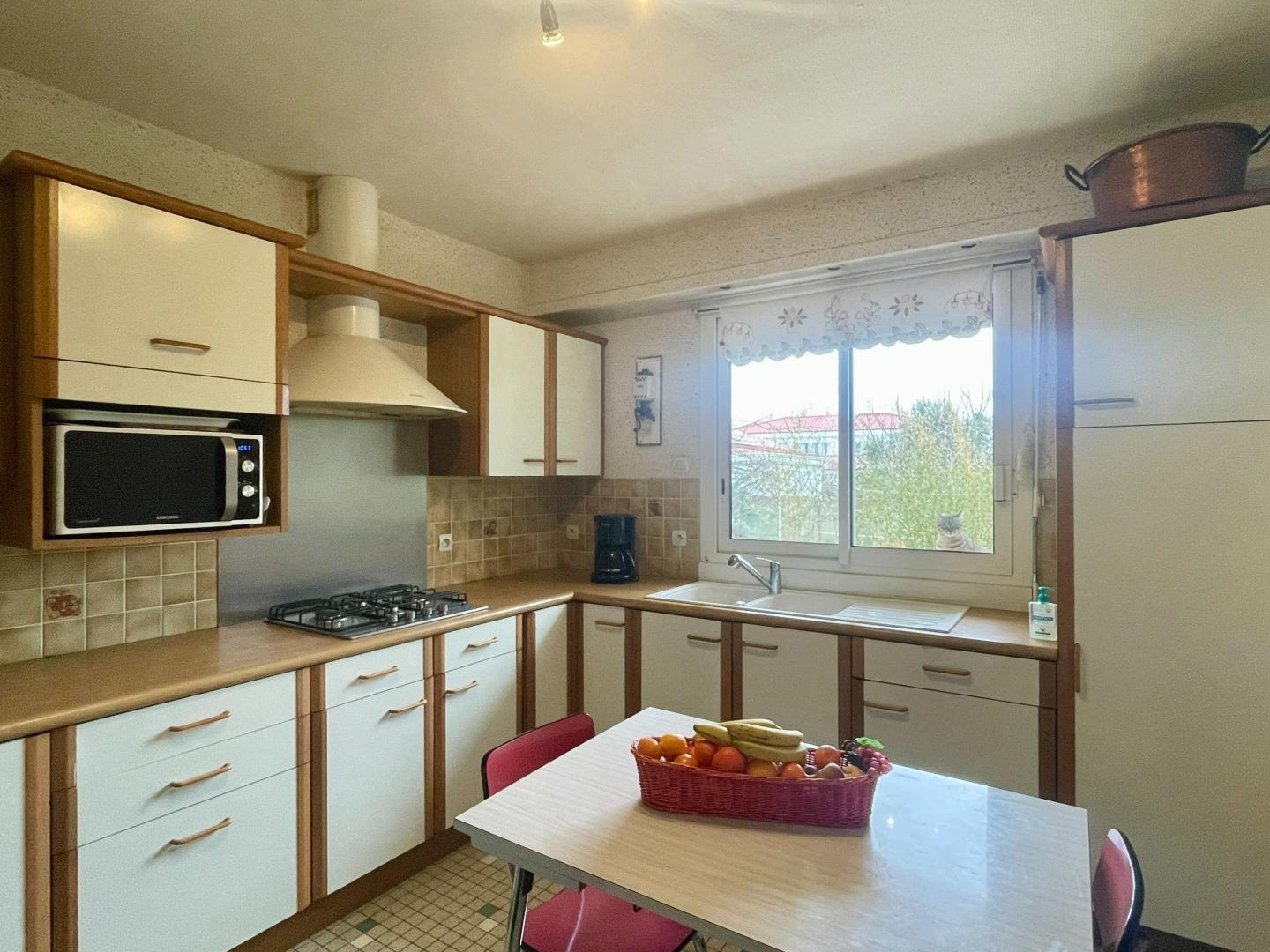 Maison à vendre - 6 pièces - 170m2 - Saint-Gilles-Croi... (85800)