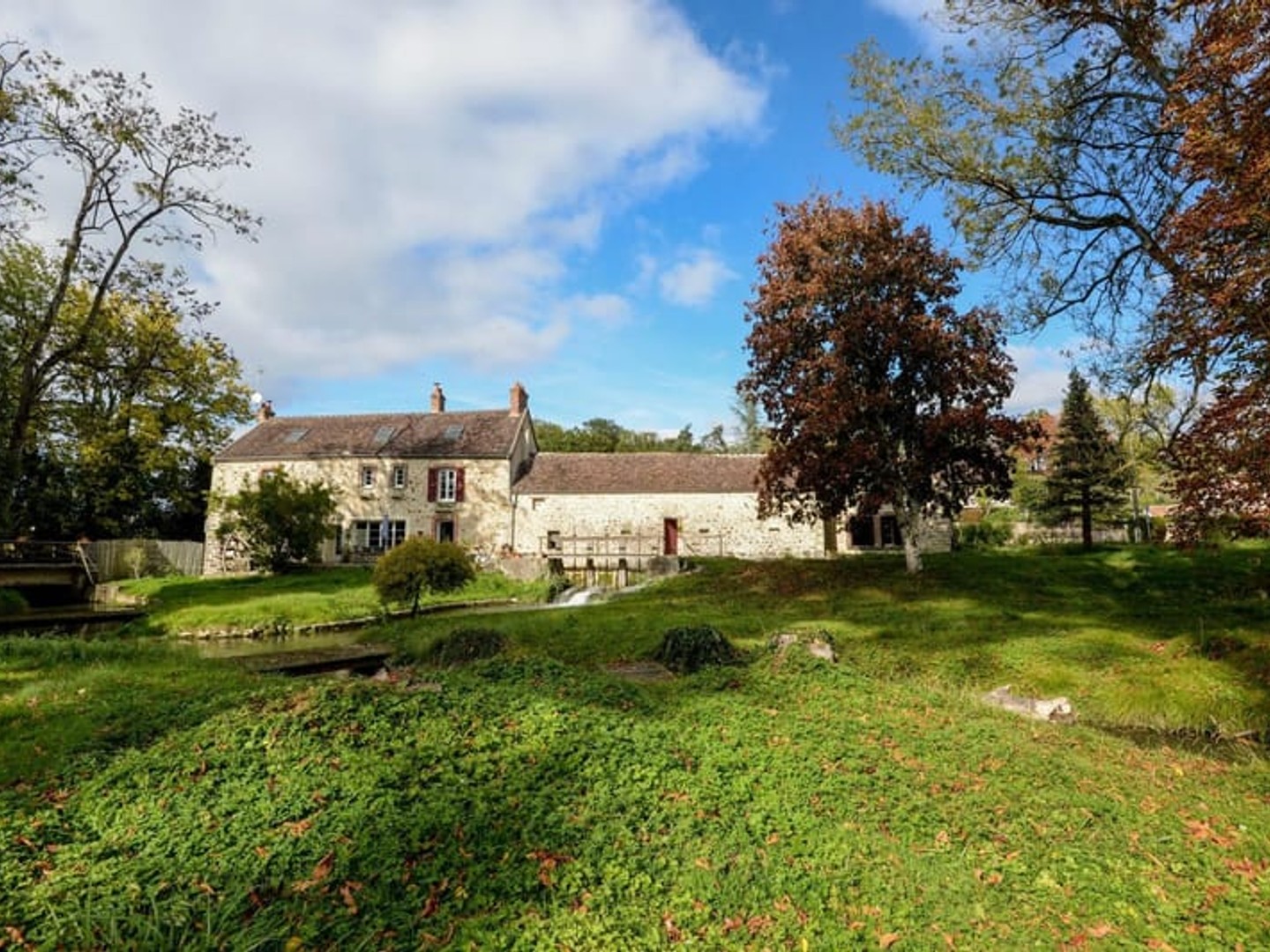 Maison à vendre - 7 pièces - 200m2 - Dormelles (77130)