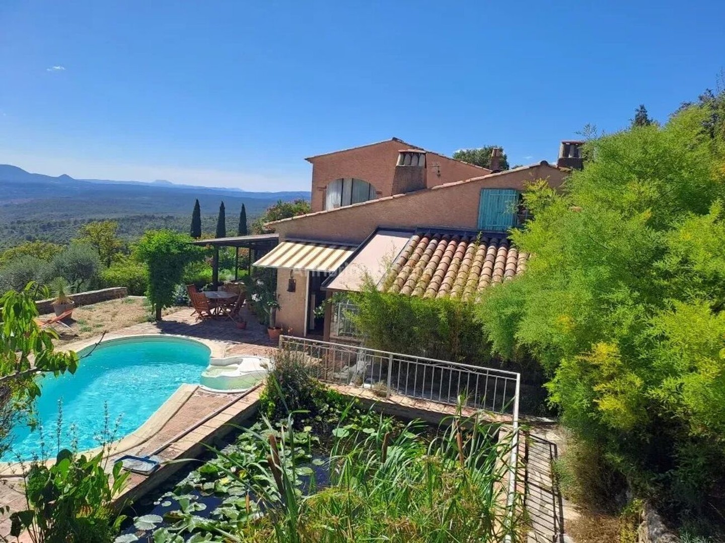 Maison 2 pièces 350 m²
