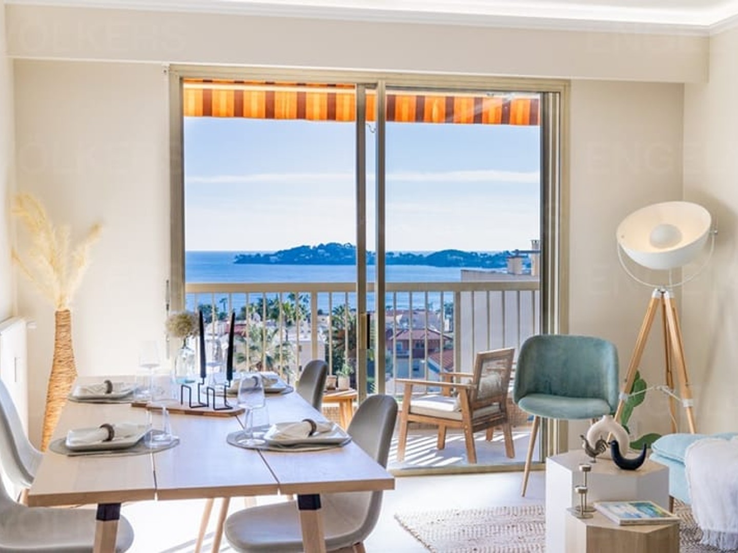 3 pièces rénové en dernier étage, 2 terrasses et vue mer panoram