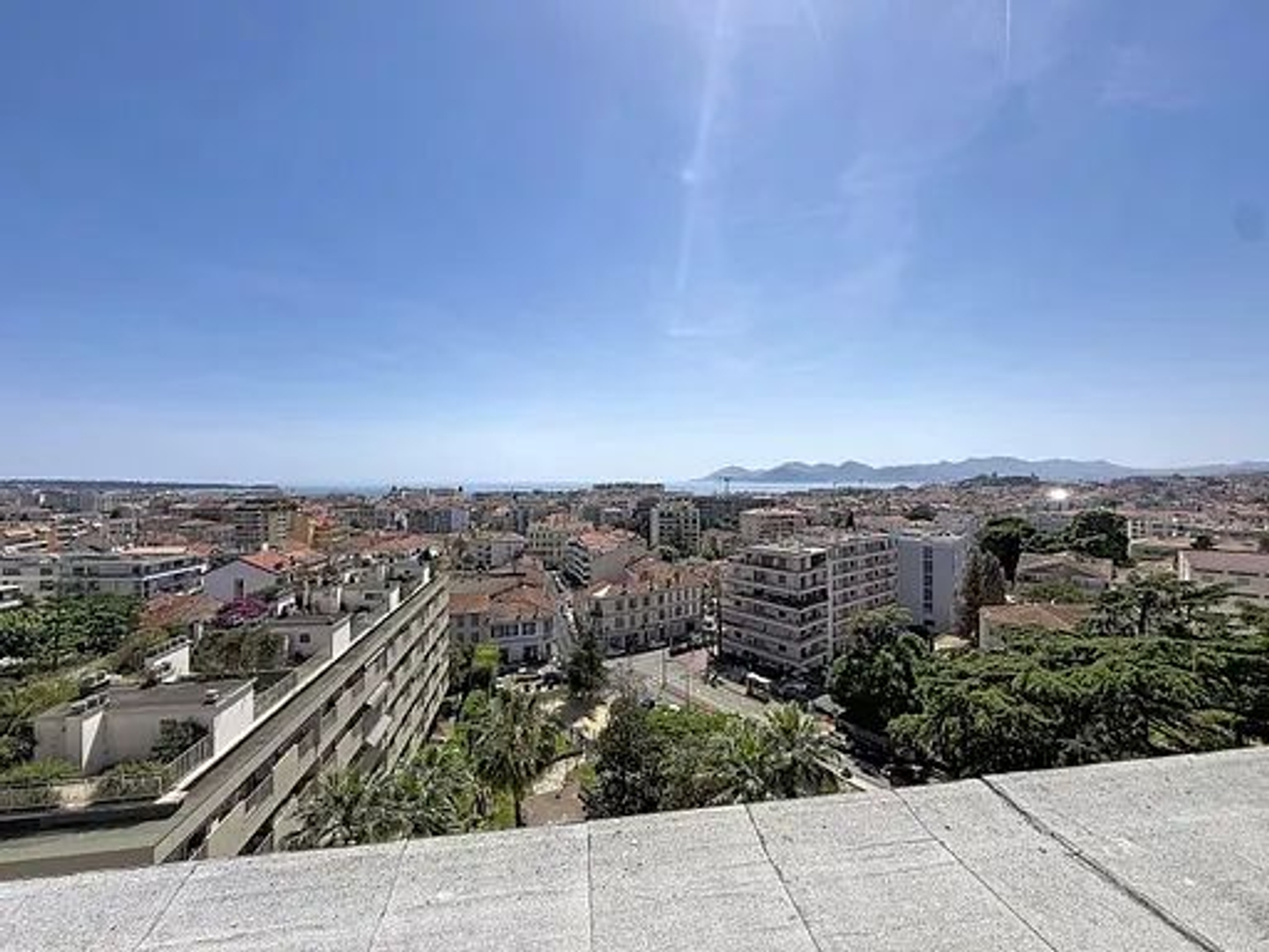 Appartement à vendre - 3 pièces - 90m2 - Cannes (06400)