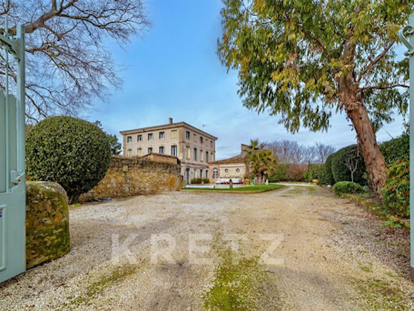 Maison à vendre - 17 pièces - 500m2 - Uzès (30700)