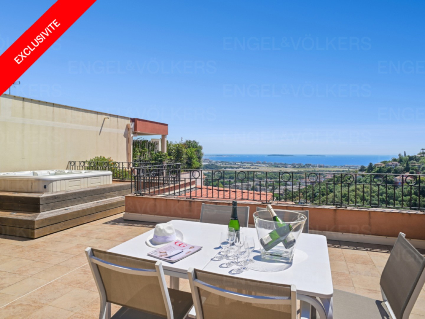 Villa sur le toit/Penthouse vue mer dans domaine sécurisé