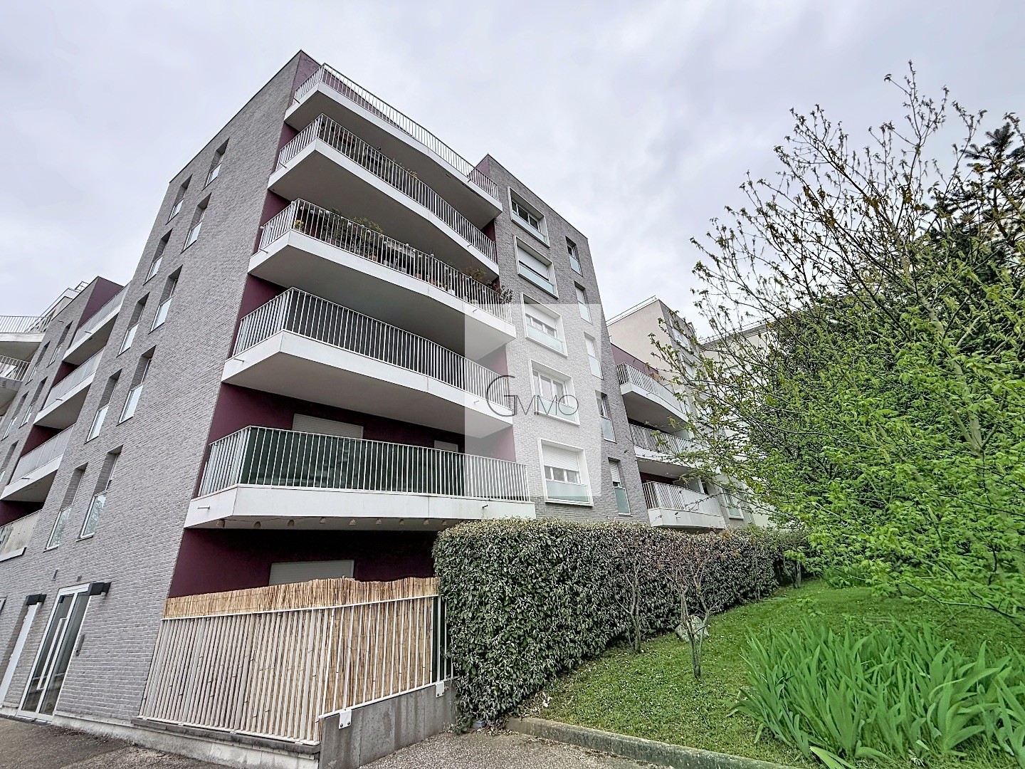 T4 lumineux avec balcon et parking – L’Haÿ-les-Roses