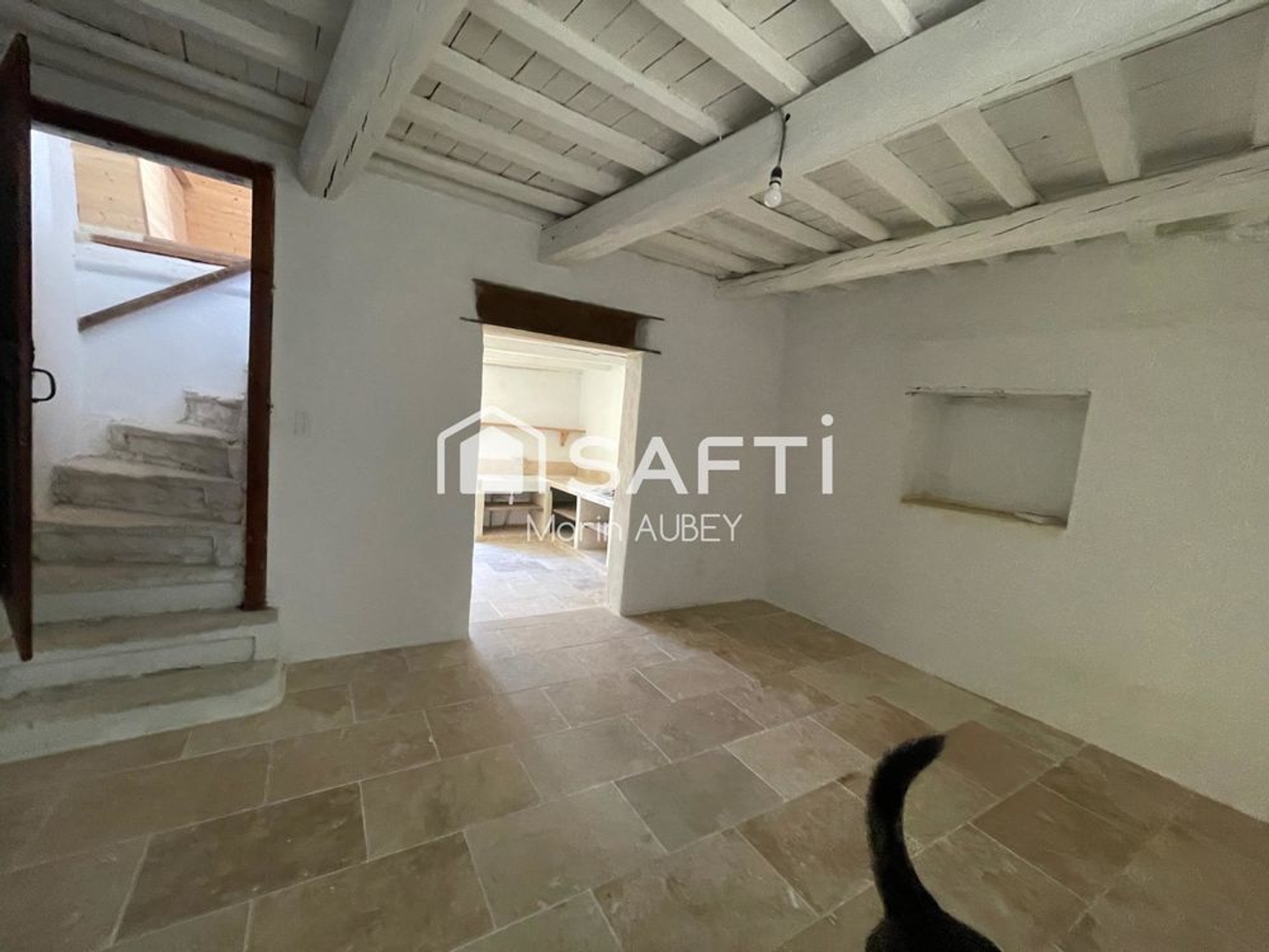 Maison à vendre - 7 pièces - 144m2 - Saint-Maximin (30700)