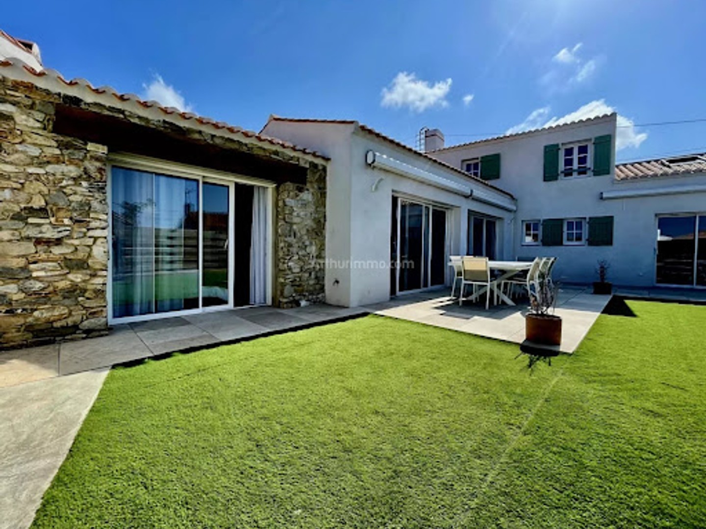 Maison 6 pièces 150 m²