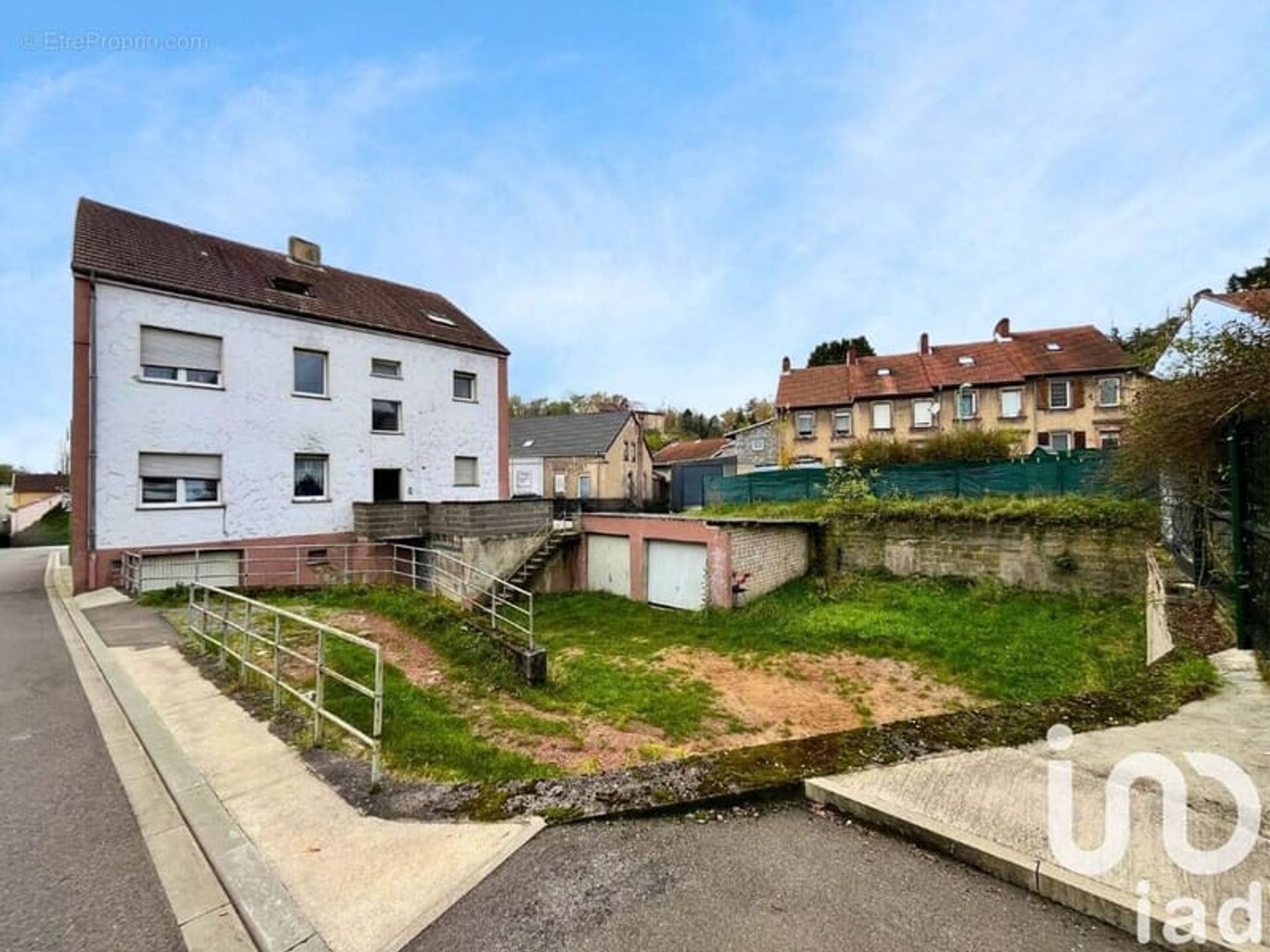Appartement à vendre - 4 pièces - 300m2 - Petite-Rosselle (57540)