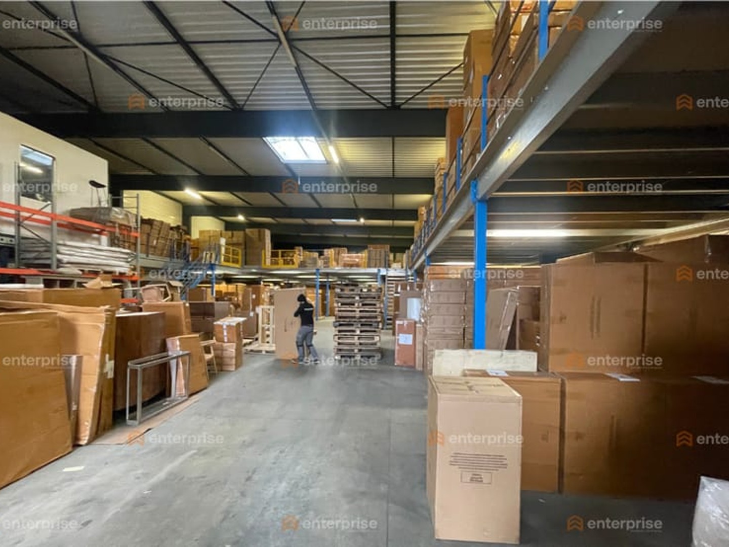 Immeuble à vendre - 1080m2 - Pont-À-Marcq (59710)