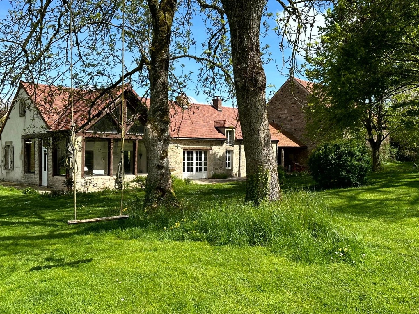 Maison à vendre - 8 pièces - 210m2 - Pouilly-En-Auxois (21320)