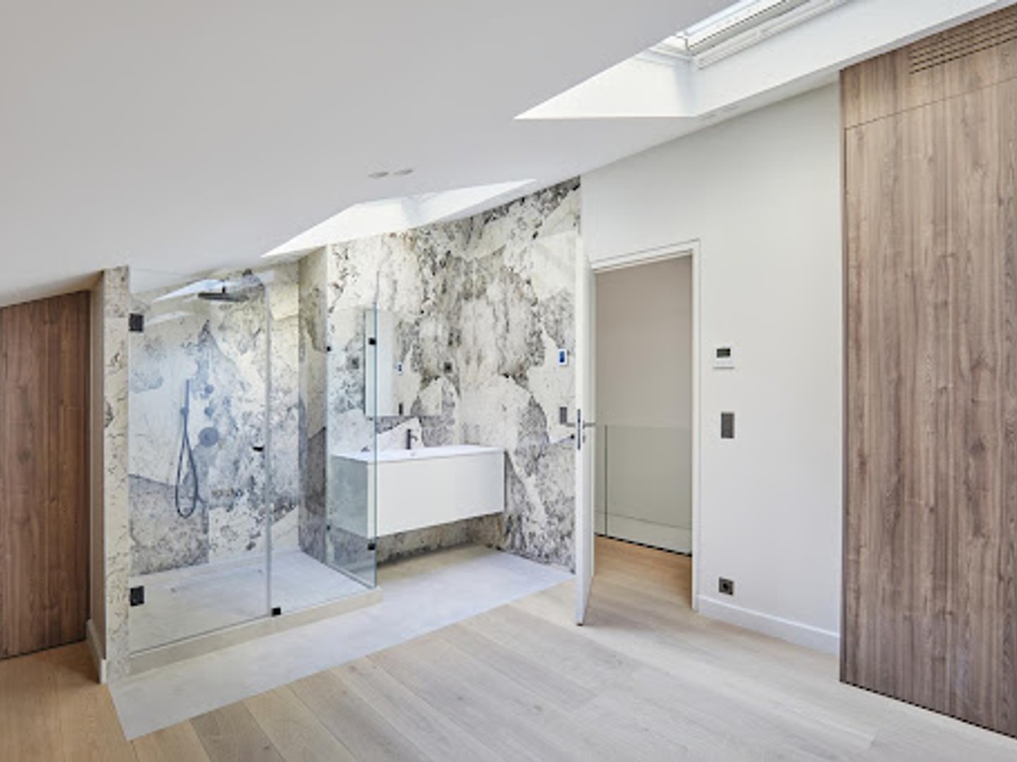 Maison à vendre - 6 pièces - 210m2 - Paris 18e (75018)