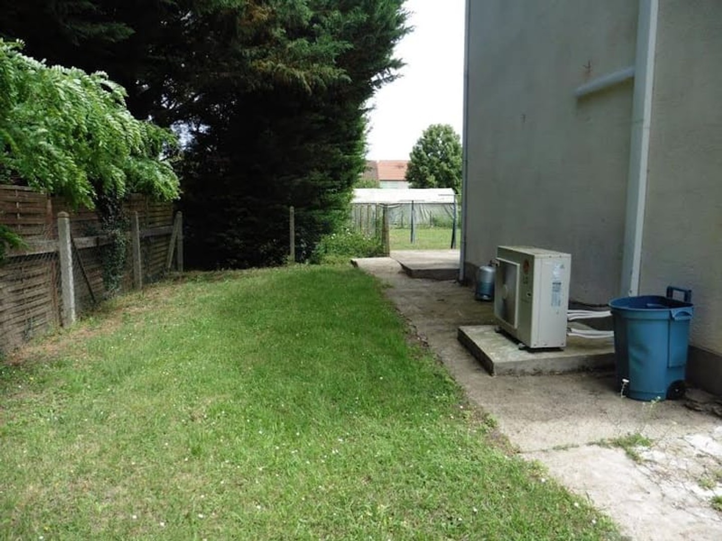 Maison à vendre - 4 pièces - 74m2 - Cosne-Cours-Sur-L... (58200)