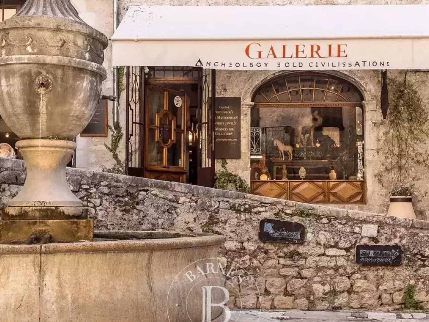 Saint Paul de Vence - galerie et appartement - emplacement exceptionnel