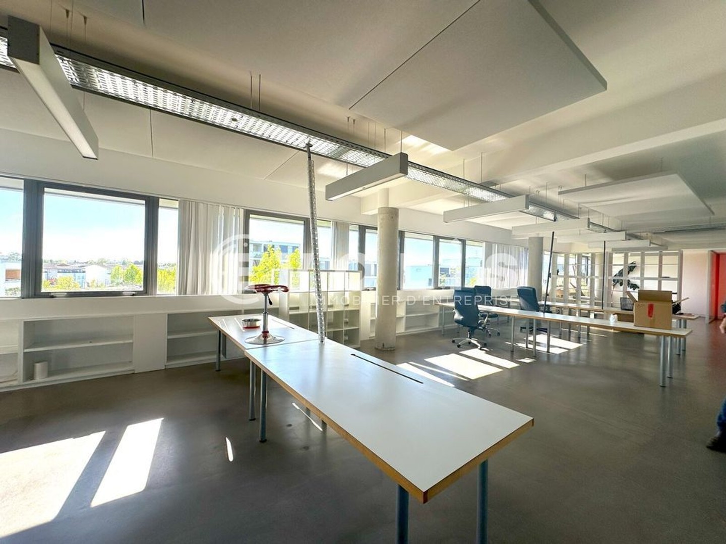 Bureaux à vendre - 373m2 - Bruges (33520)