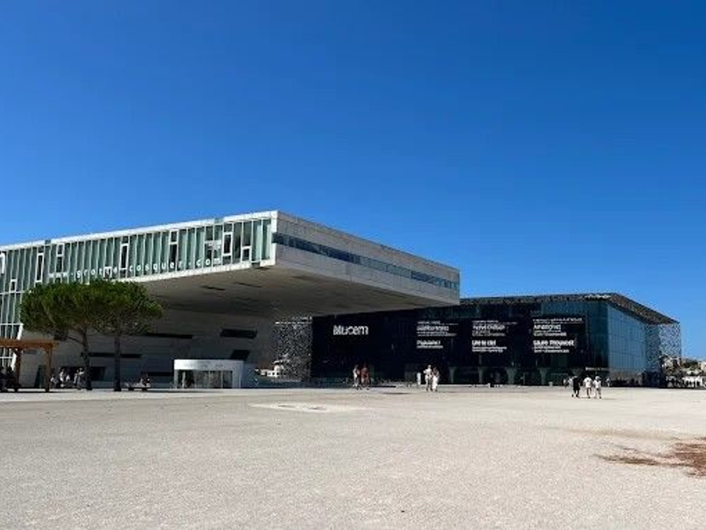 Parking / garage / box à vendre - 13m2 - Marseille 1e (13001)
