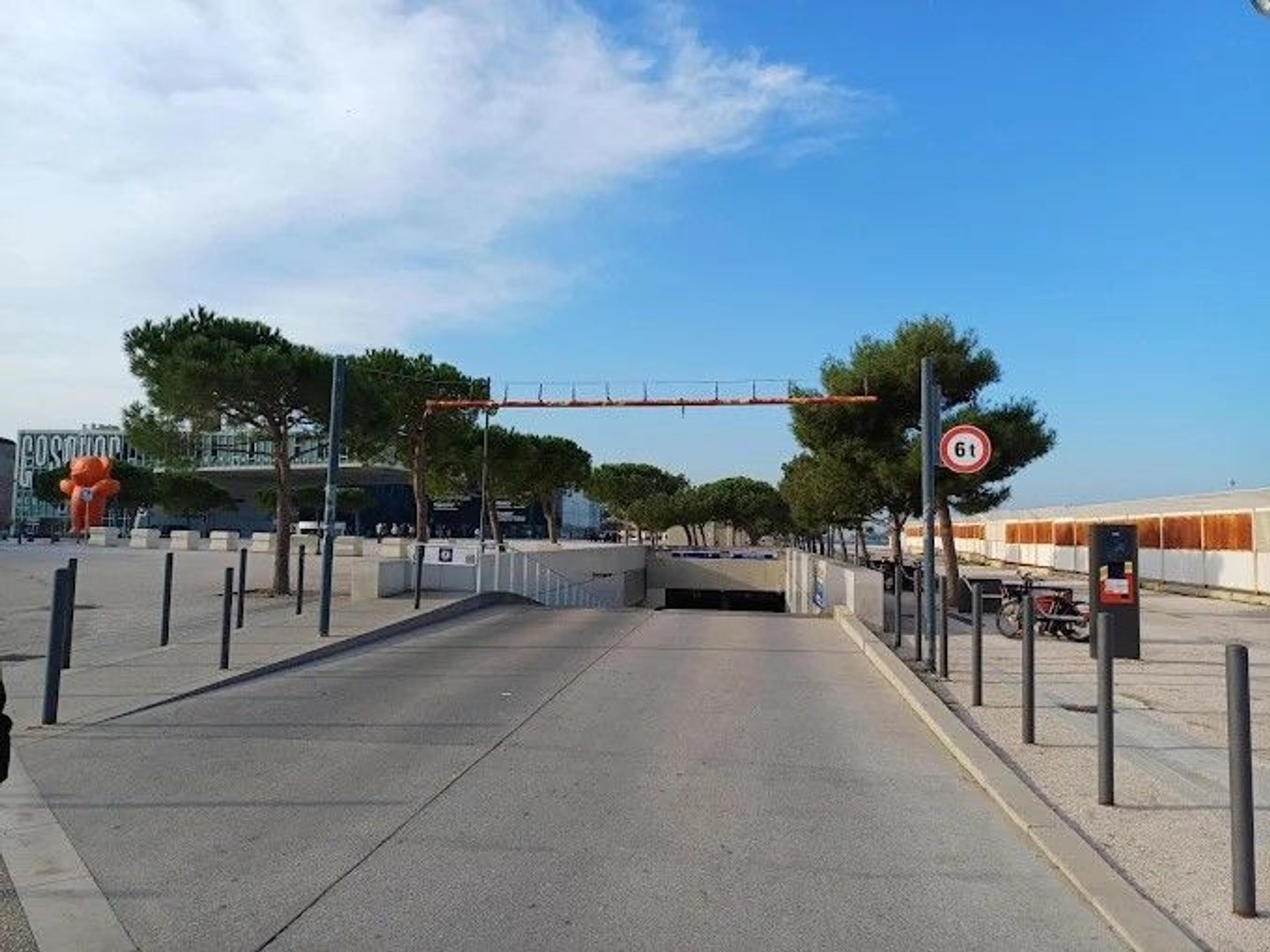 Parking / garage / box à vendre - 13m2 - Marseille 1e (13001)