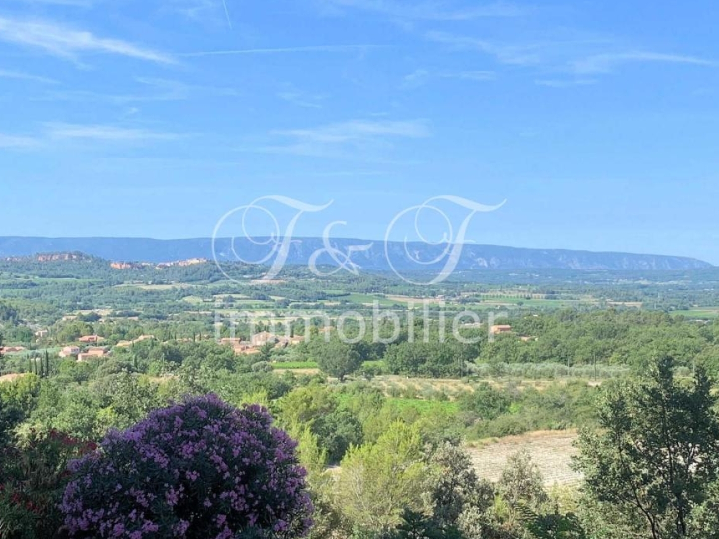 Maison à vendre - 8 pièces - 500m2 - Saint-Saturnin-Lè... (84490)
