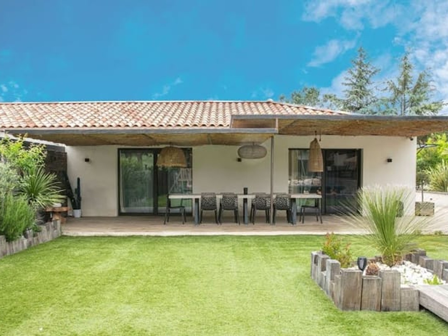 Maison à vendre - 5 pièces - 102m2 - Saint-Cannat (13760)