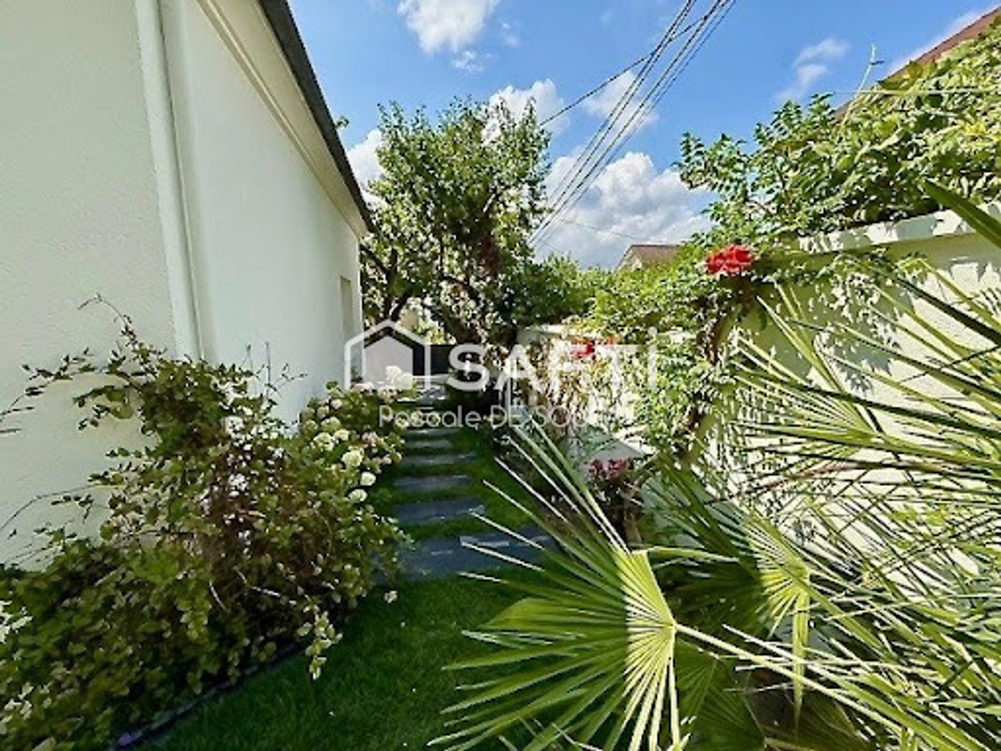 Maison 8 pièces 198 m²